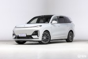 定位相同价格差不少 深蓝S09和领克900如何选
