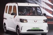 五菱“K-CAR”实车 空间魔术师 复古版很潮 多版本总有一款适合你