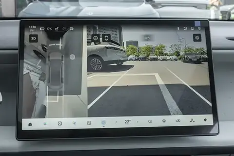 试驾零跑B01：10万级纯电家用车，空间大、动力足、续航扎实